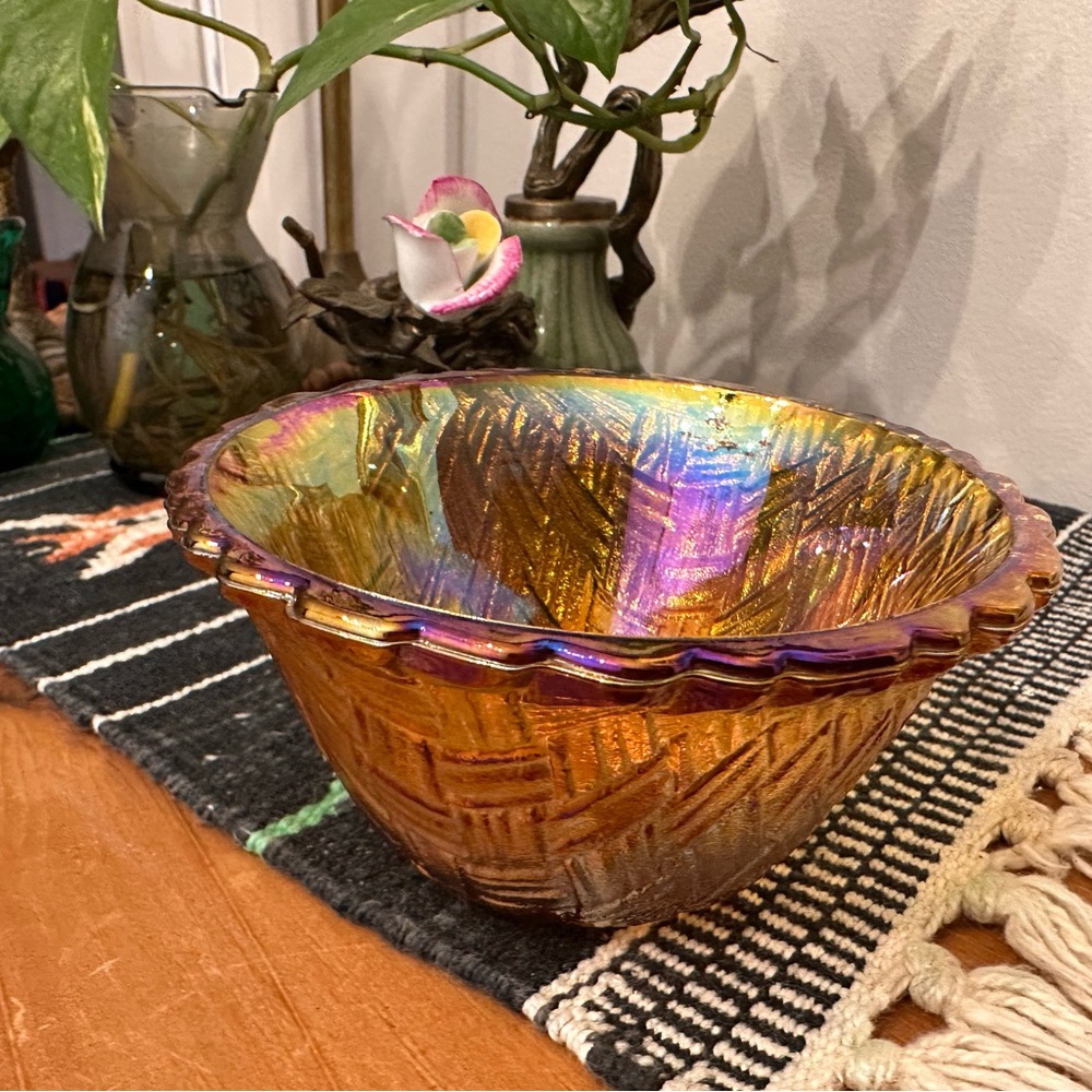 Vintage Iridescent Carnival Glass Marigold Basketweave Bowl